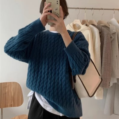 Round Neck Pullover Cable-knit Sweater Women